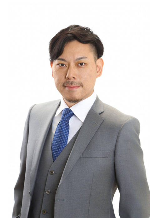 平尾 佳史